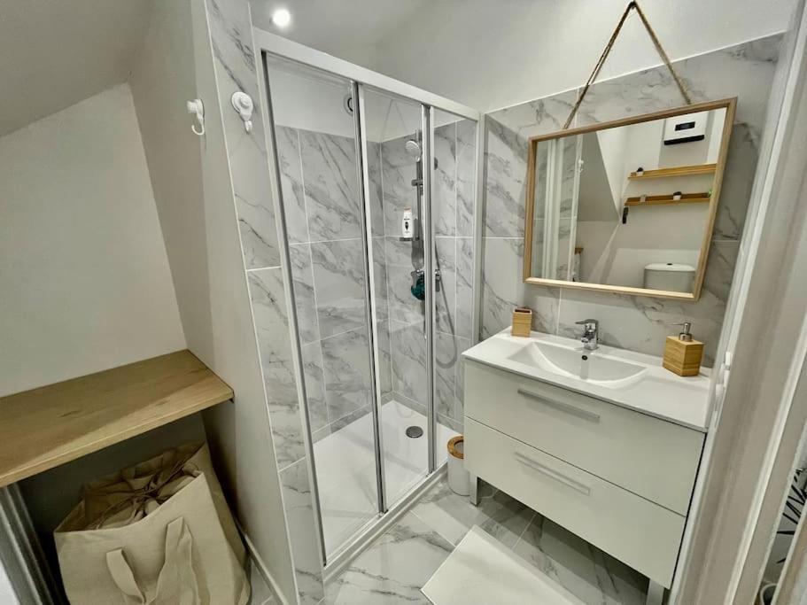 سُت Studio Entierement Renove, Situe Au Coeur Du Quartier Haut المظهر الخارجي الصورة